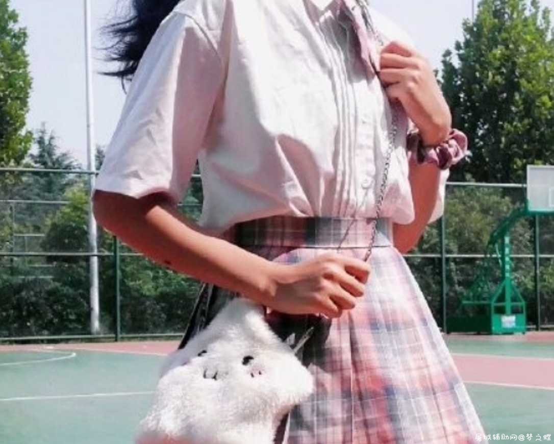 不平胸何以平天下 颜料bo的微博贫乳大赛 TC辅助网www.tcsq1.com5848