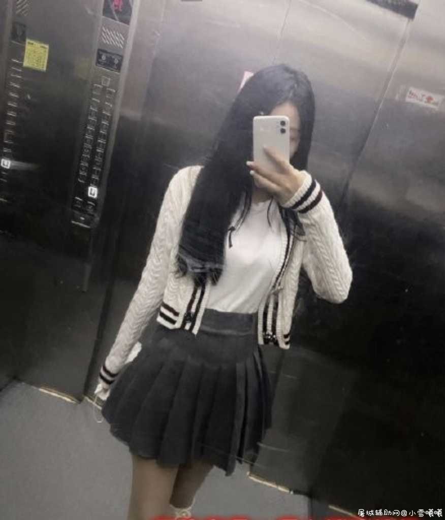 微博“蓝孩女孩”的第三届御姐大赛 TC辅助网www.tcsq1.com7166