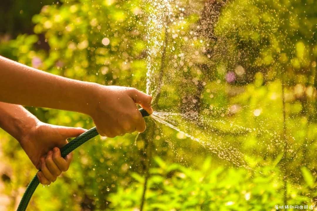 女性高潮时，真的会“喷”出液体吗？ TC辅助网www.tcsq1.com2045