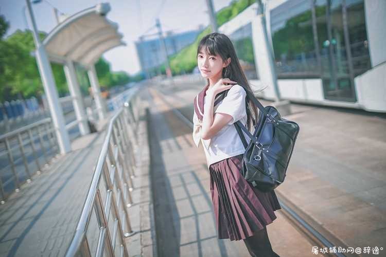 (正经)美女校花学生制服黑丝大长腿街拍日常写真摄影 TC辅助网www.tcsq1.com1316