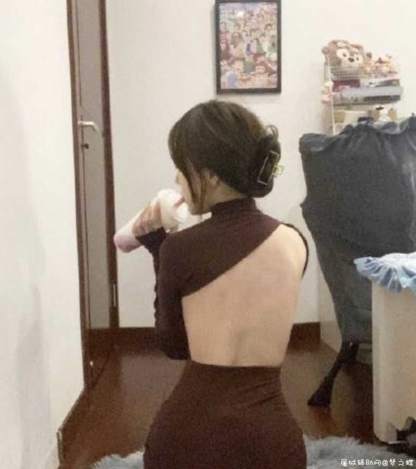 微博每日正规福利美背大赛 TC辅助网www.tcsq1.com4051
