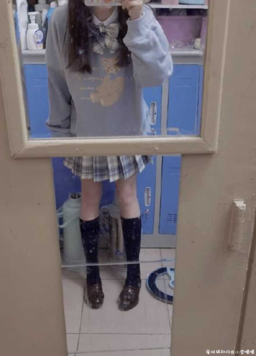 某博蓝海女孩第三届大长腿大赛 TC辅助网www.tcsq1.com5728