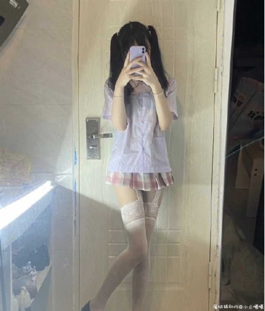 某博对镜自拍大赛 TC辅助网www.tcsq1.com1093