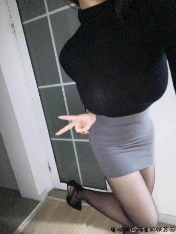 微博小姐姐第二十三届黑丝大赛 TC辅助网www.tcsq1.com2885