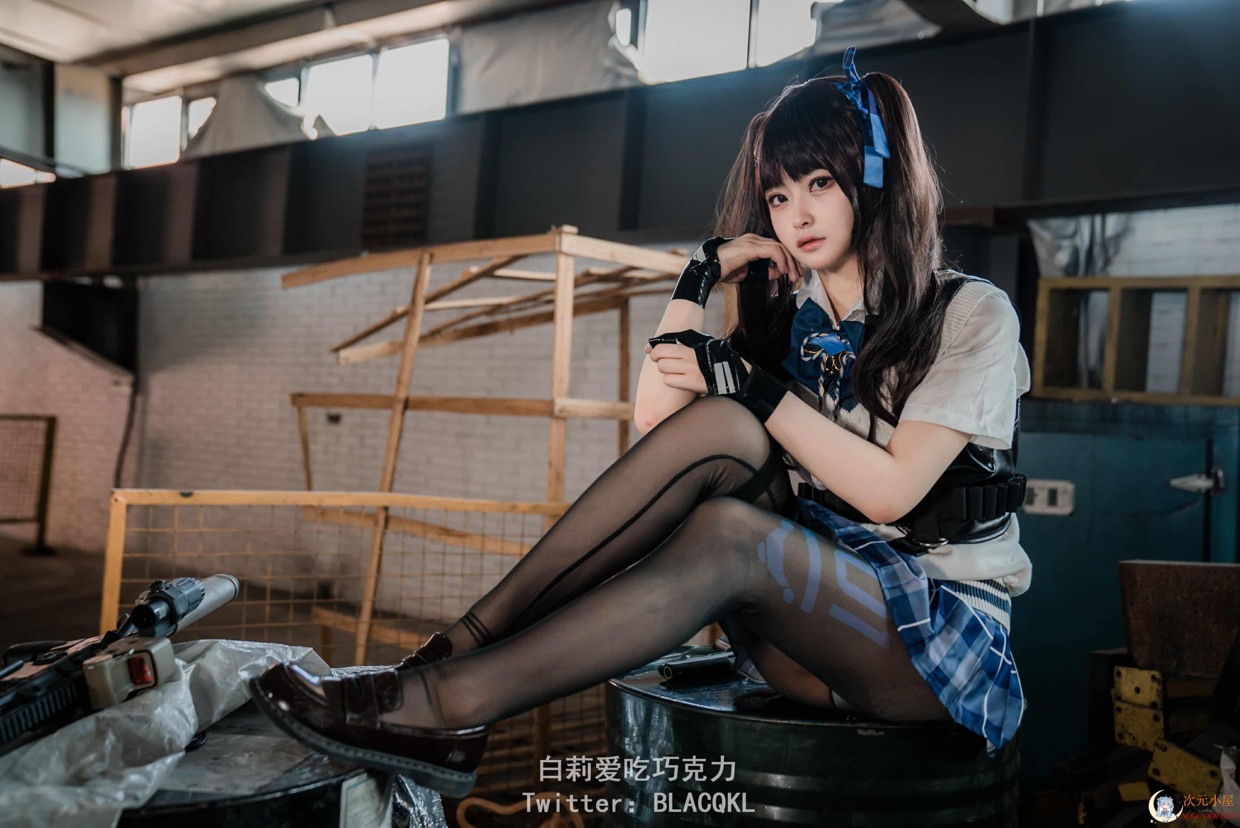 [白莉爱吃巧克力]关小雨[81P/428MB] TC辅助网www.tcsq1.com5490