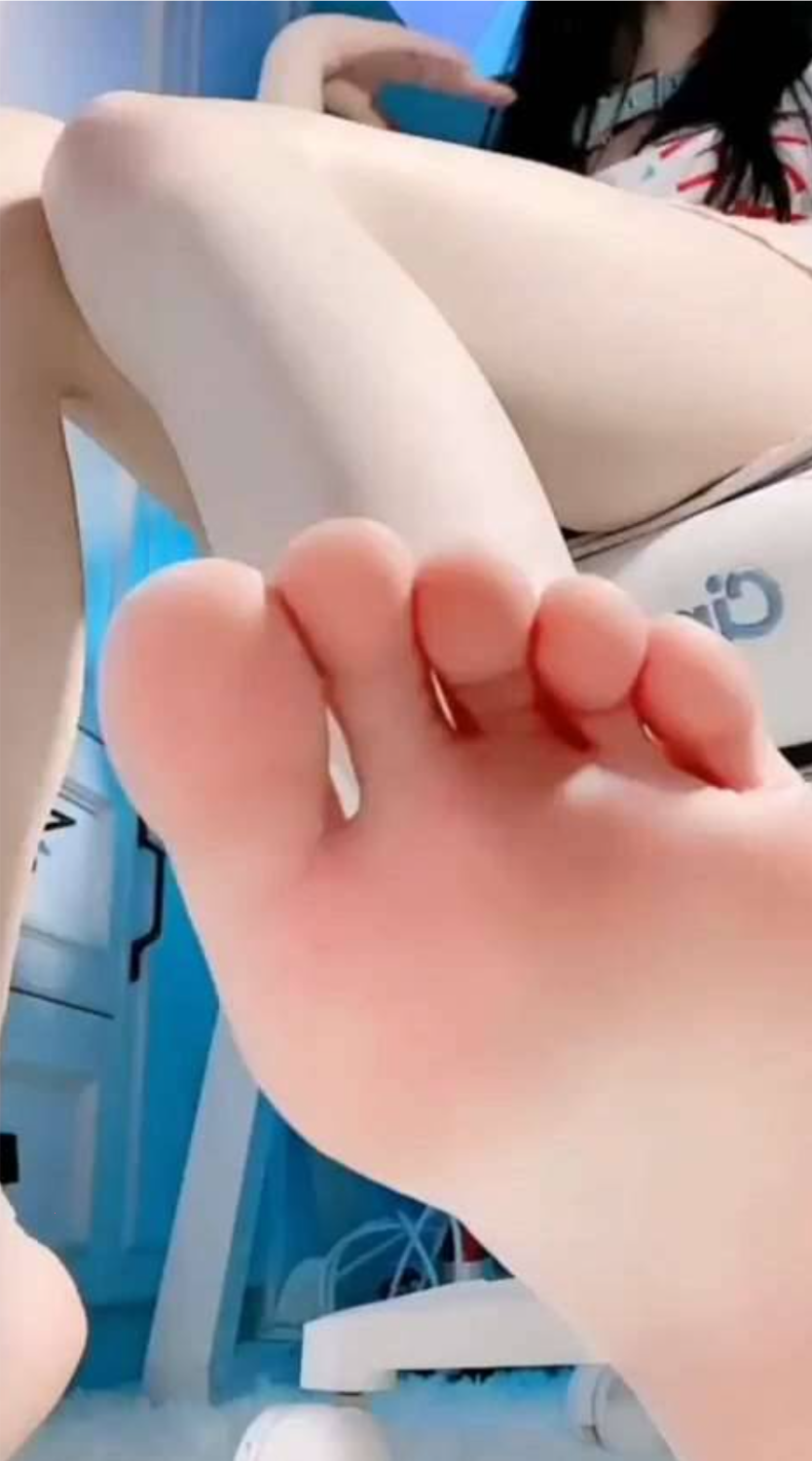 少萝紫薇朋友圈与微密圈 TC辅助网www.tcsq1.com4830