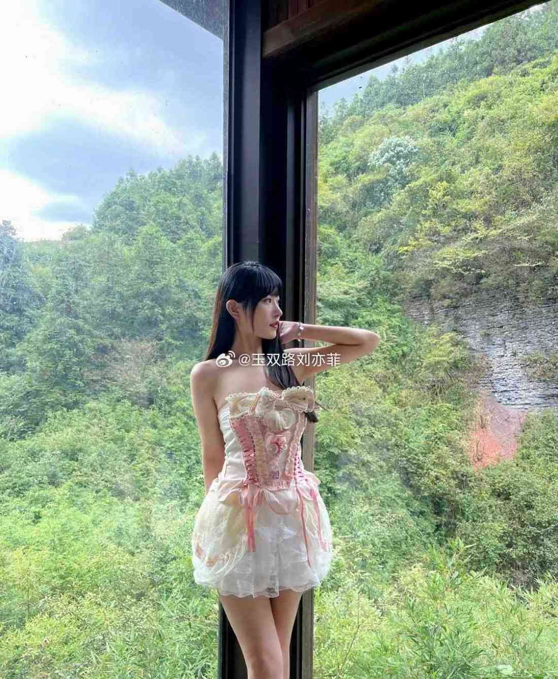 某博美女养眼大赛v2024.09.16 TC辅助网www.tcsq1.com3748